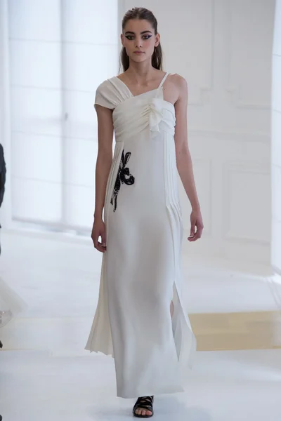 Look 34